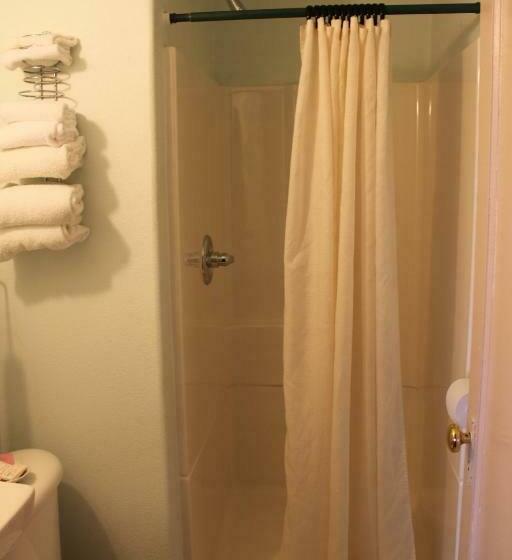 Номер Стандарт, Wild Chinook Inn