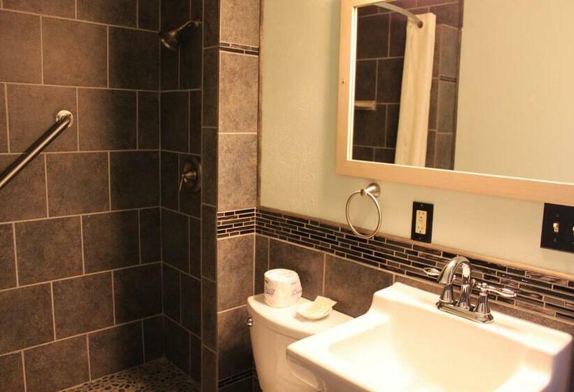 Номер Стандарт, Wild Chinook Inn