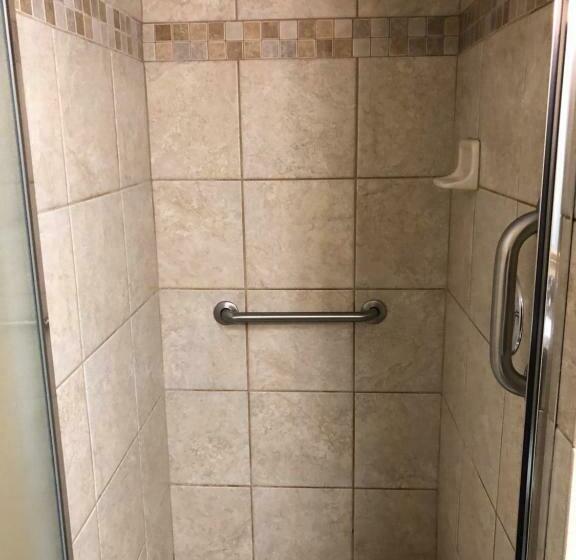 Номер Стандарт, Knights Inn Motel