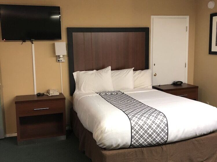 Номер Стандарт, Knights Inn Motel