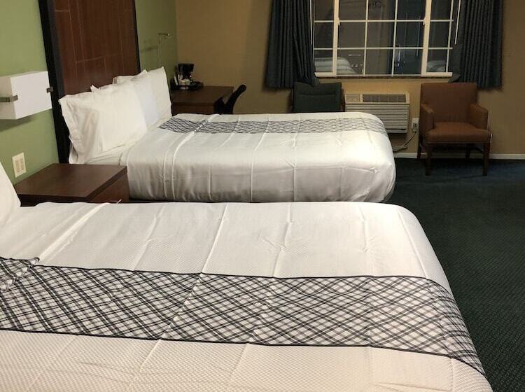 Номер Стандарт, Knights Inn Motel