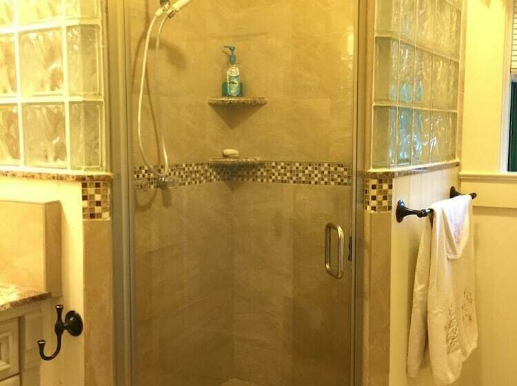 חדר קומפורט, Maureen S Bed & Breakfast