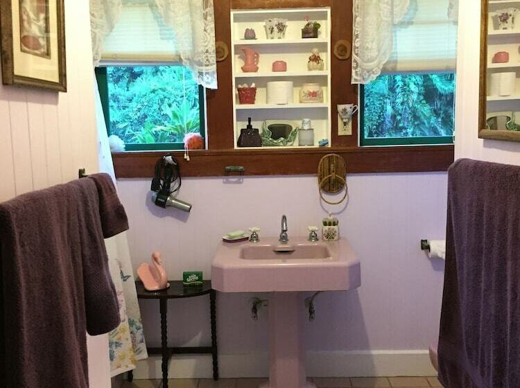 اتاق راحتی, Maureen S Bed & Breakfast