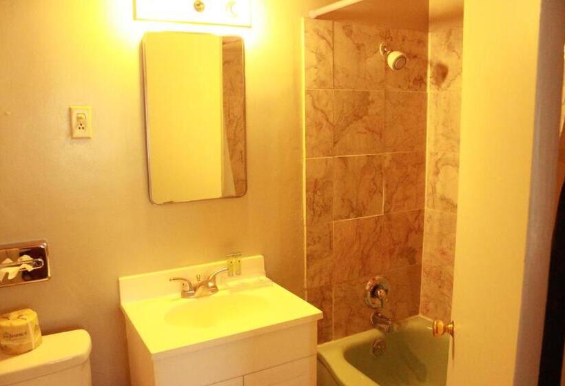 Стандартный Номер Кровать Кинг, Budget Inn  Yreka