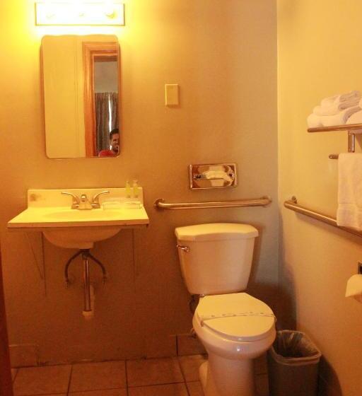 Номер Стандарт Адаптированный для Инвалидов, Budget Inn  Yreka