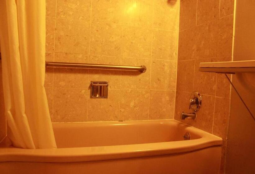 Номер Стандарт Адаптированный для Инвалидов, Budget Inn  Yreka