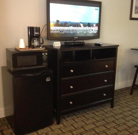 キングサイズベッドのデラックスルーム, Cape Shore Inn