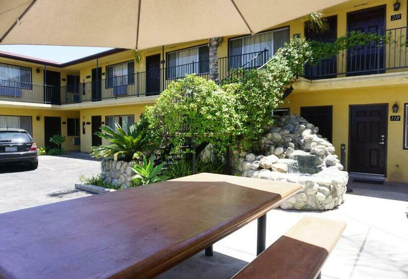 غرفة قياسية سرير كينج, Casa Bella Inn Downtown La