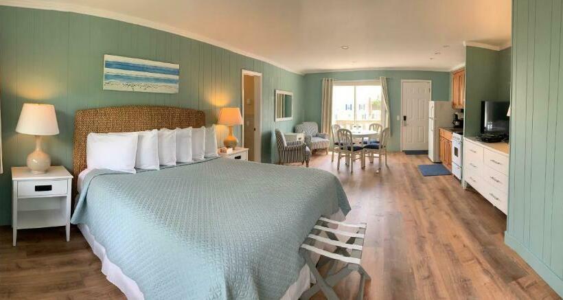 סטודיו דלוקס, Hartman's Briney Breezes Beach Resort