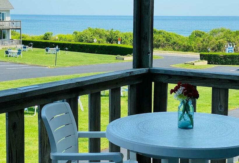 סטודיו דלוקס, Hartman's Briney Breezes Beach Resort