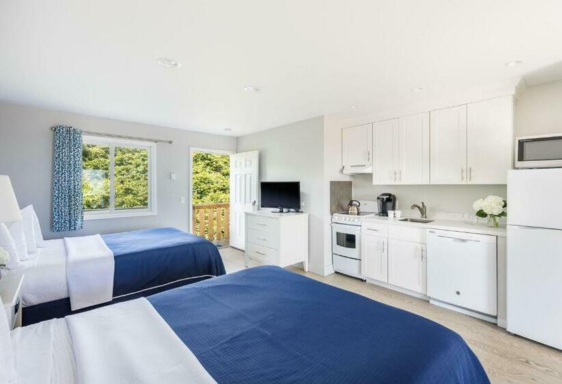 סטודיו דלוקס, Hartman's Briney Breezes Beach Resort