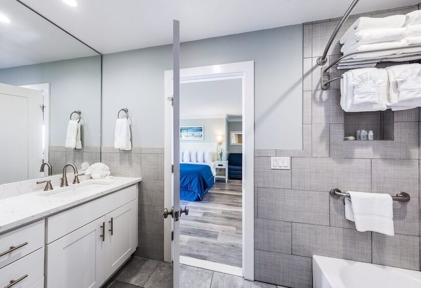 סטודיו דלוקס, Hartman's Briney Breezes Beach Resort