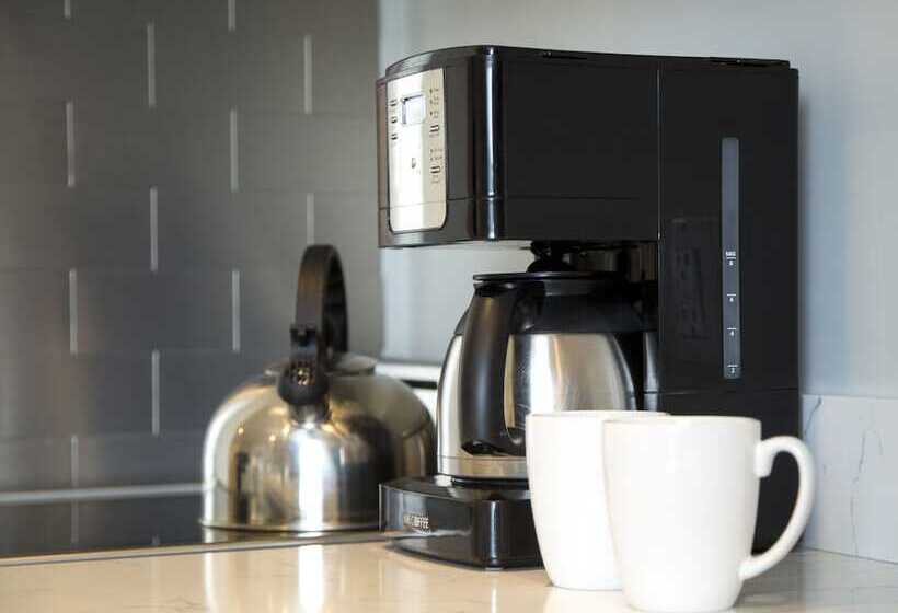 סוויטה, Hartman's Briney Breezes Beach Resort