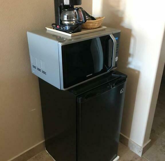 带大床的标准间, Los Fresnos Inn And Suites