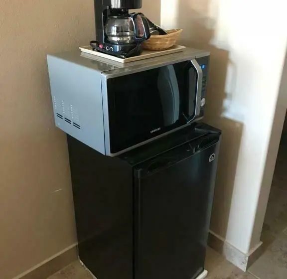 Standard-huone King-vuode, Los Fresnos Inn And Suites