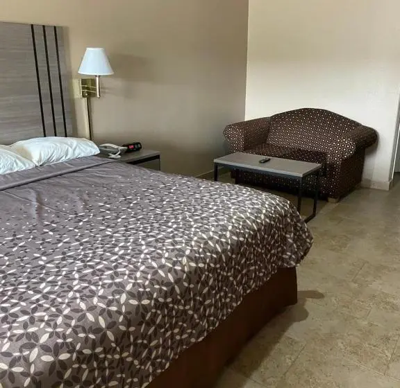 Standard-huone King-vuode, Los Fresnos Inn And Suites