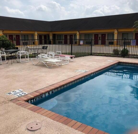 Номер Deluxe Одноместный, Los Fresnos Inn And Suites