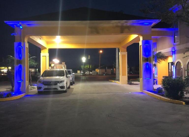 豪华单人间, Los Fresnos Inn And Suites