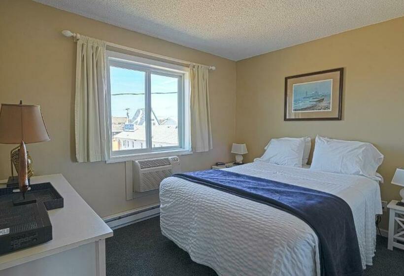 جناح, Montauk Oceanside Suites