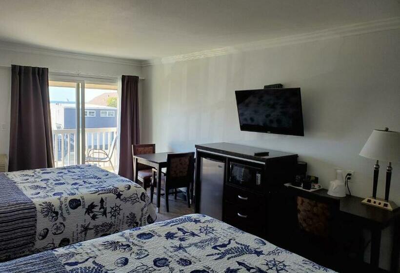 Номер Deluxe Вид на Море, Ocean Surf Inn & Suites