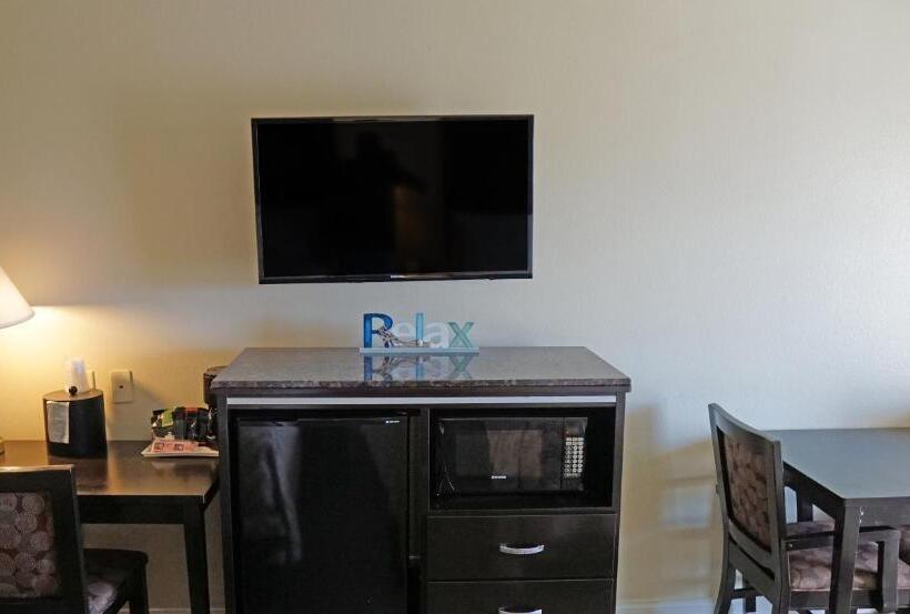 Номер Стандарт Двуспальная Кровать Вид на Парк, Ocean Surf Inn & Suites