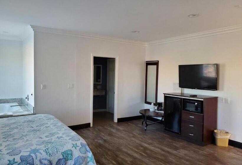 Номер Стандарт с Гидромассажем, Ocean Surf Inn & Suites