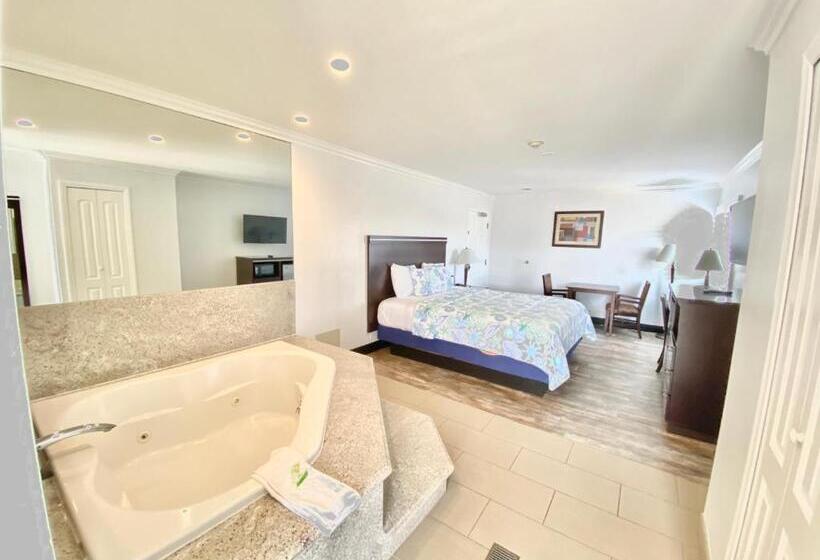 Habitación Premium Vista al Mar., Ocean Surf Inn & Suites