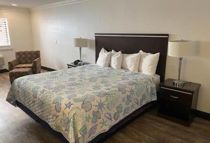 이코노미 룸, Ocean Surf Inn & Suites