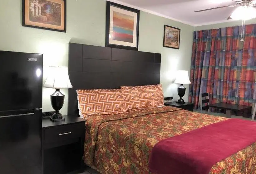 Standard-huone King-vuode, Sunshine Inn & Suites Venice, Florida