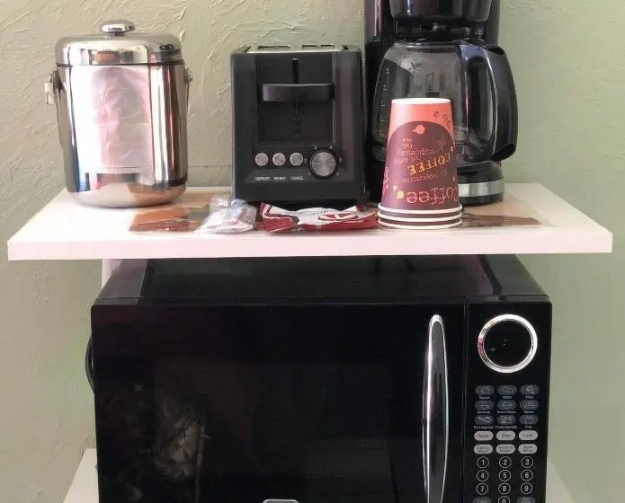 Standard-huone King-vuode, Sunshine Inn & Suites Venice, Florida