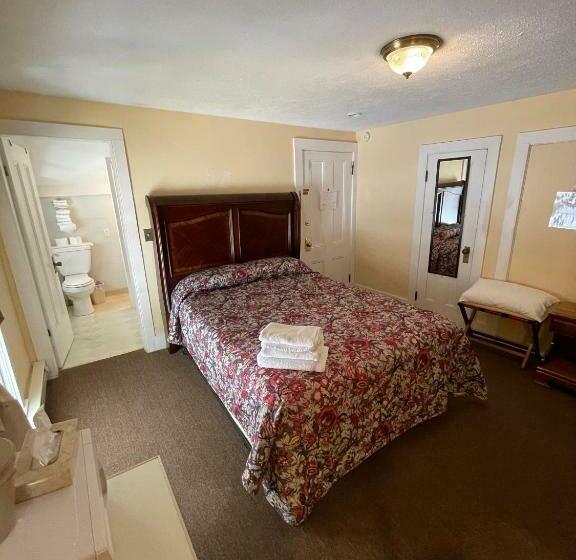 חדר דלוקס, The Colonial Inn & Creamery