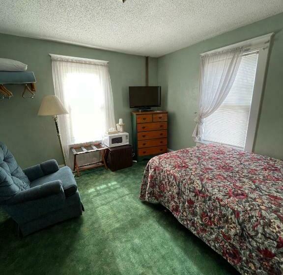 חדר סטנדרט, The Colonial Inn & Creamery