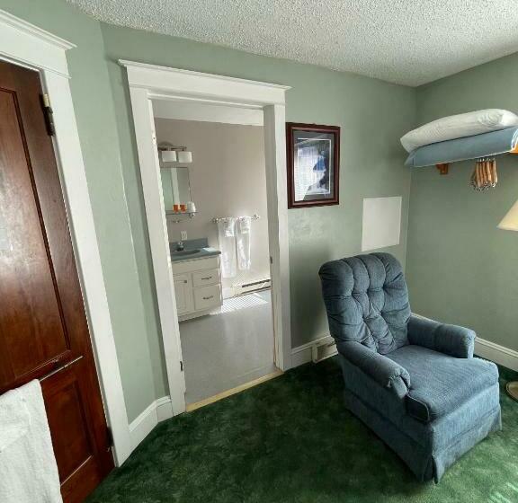 חדר סטנדרט, The Colonial Inn & Creamery