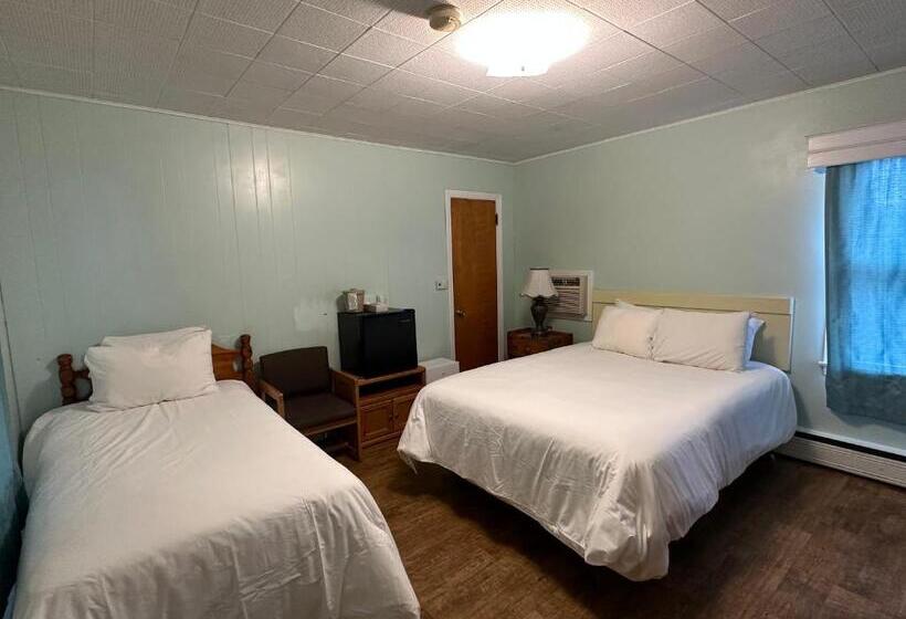 חדר דלוקס, The Colonial Inn & Creamery