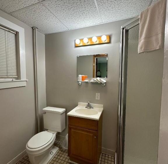 חדר דלוקס, The Colonial Inn & Creamery