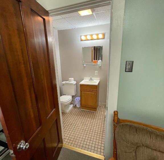 חדר דלוקס, The Colonial Inn & Creamery