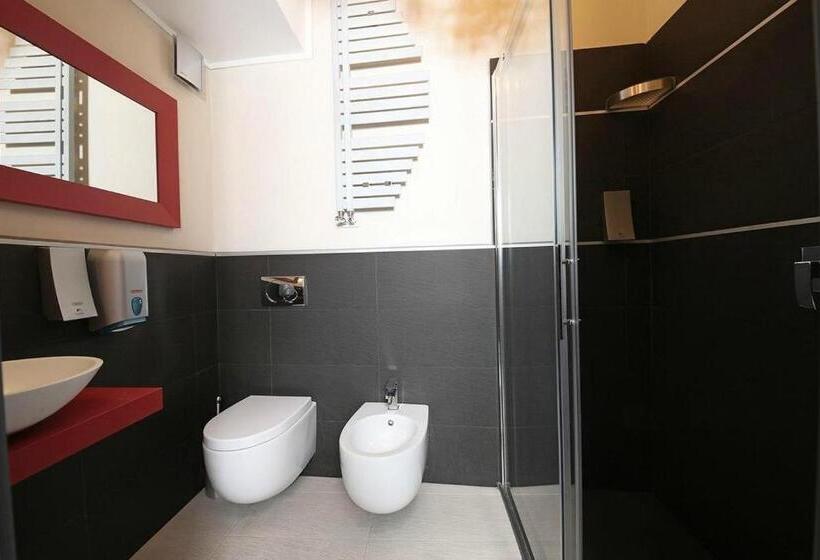 سوئیت جونیور خانوادگی, Happy Hotel Atelier Gardone Riviera Centro & Spa