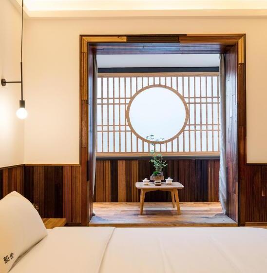 Семейный Номер, Zen Tea House Seven Stars Park