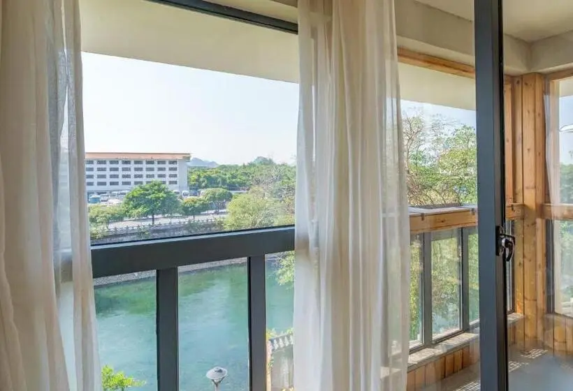 اتاق لوکس با بالکن, Zen Tea House Seven Stars Park