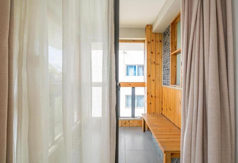 バルコニー付きデラックスルーム, Zen Tea House Seven Stars Park