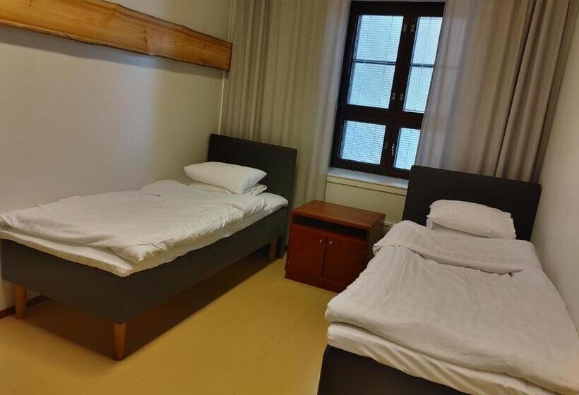 Номер Стандарт Совместная Ванная, Majoitus Fox