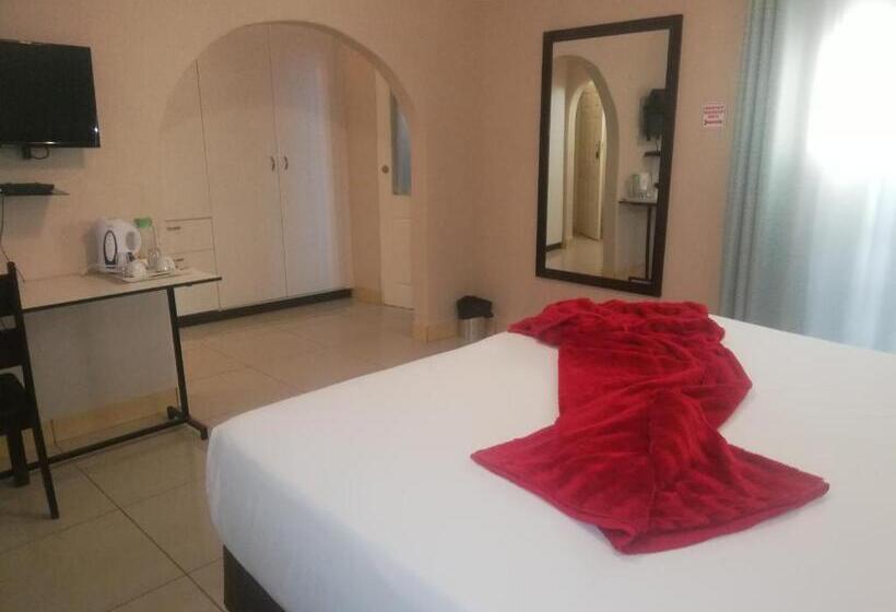 سوئیت پرزیدنت, The Tamek Palace