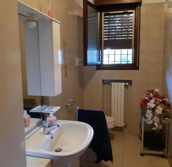 اتاق استاندارد سه نفره, Bed And Breakfast Imola
