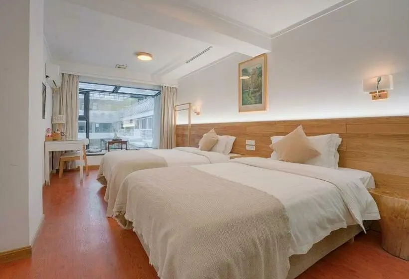 Standard-huone, Guilin Sky Palace