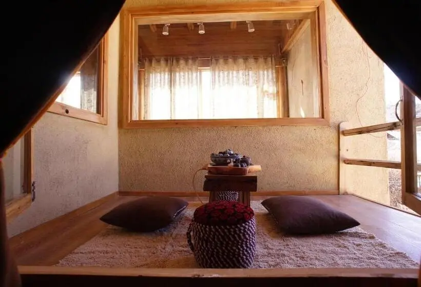 ファミリールーム, Courtyard Shangri La 藏舍小院