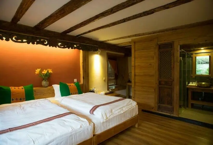 デラックスルーム, Courtyard Shangri La 藏舍小院