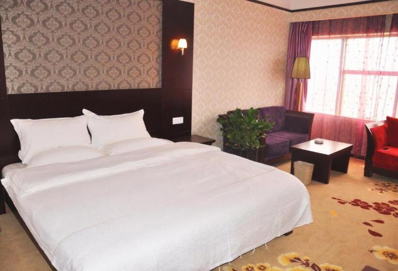 اتاق استاندارد, Ha Luo