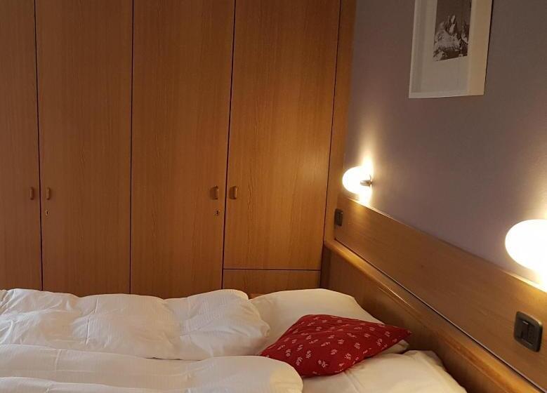 חדר סטנדרט לארבעה, Ciasa Alpina Relax