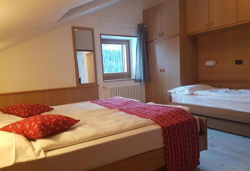 חדר סטנדרט לשלושה, Ciasa Alpina Relax