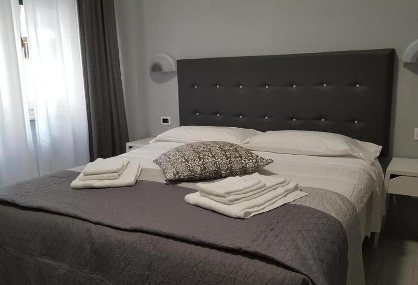 اتاق کلاسیک یک تخته, Milano